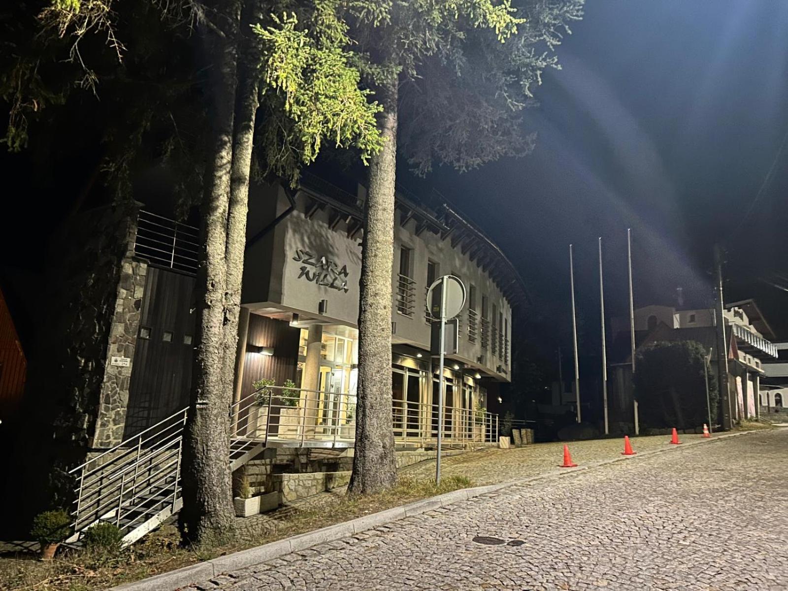 Szara Willa Tuz Przy Wyciagu Na Szrenice Schreiberhau Exterior foto