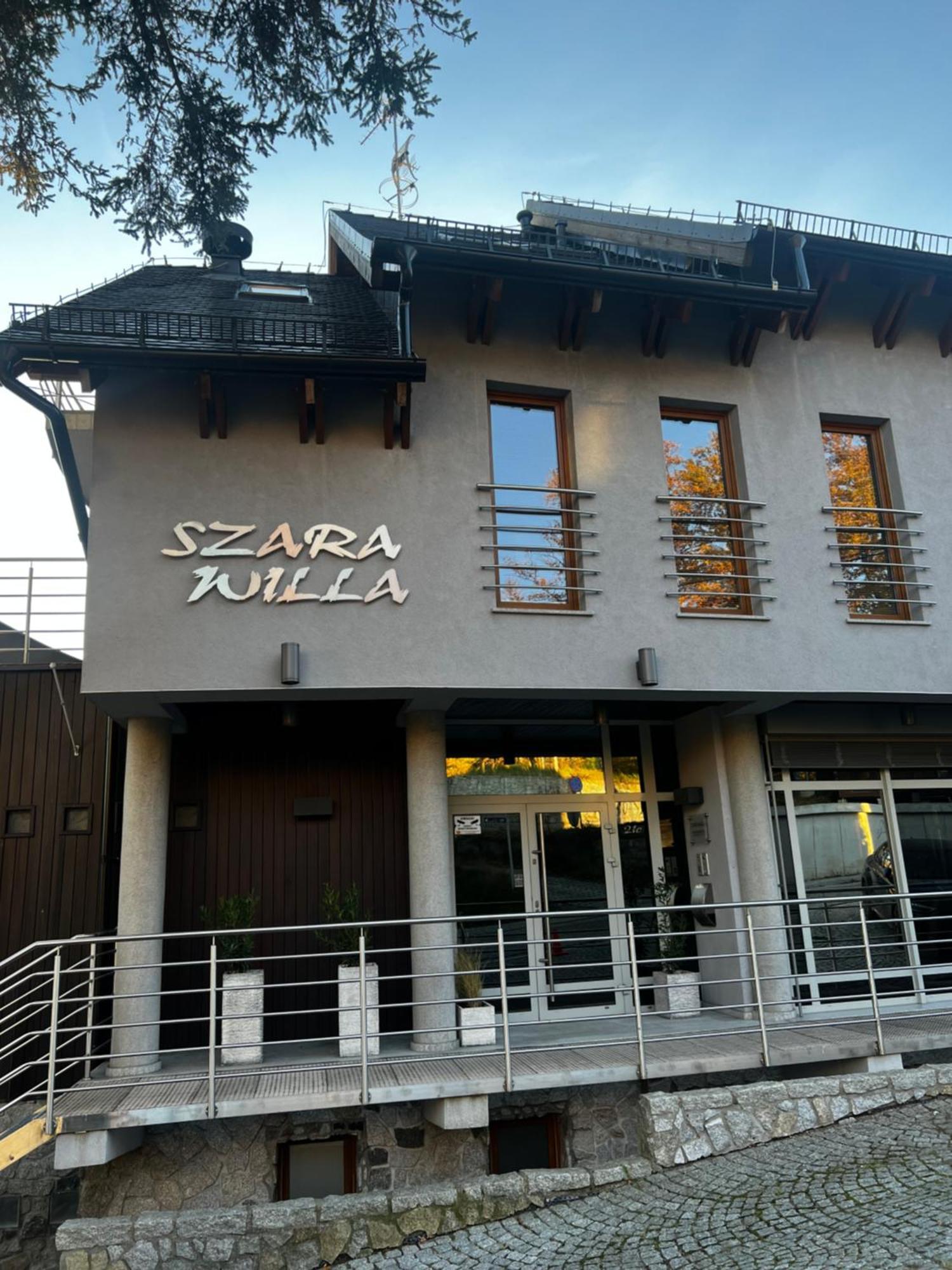 Szara Willa Tuz Przy Wyciagu Na Szrenice Schreiberhau Exterior foto